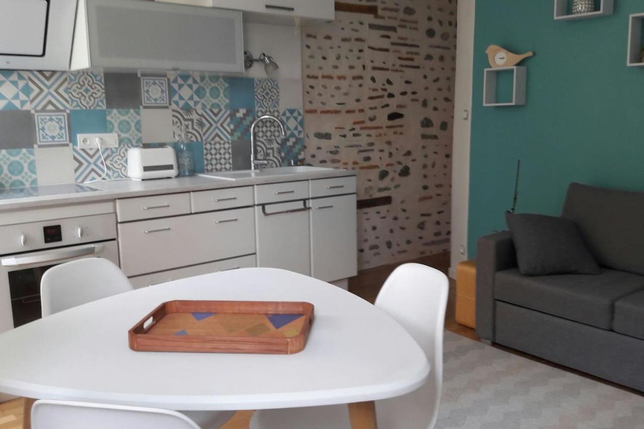 Un Appartement Lumineux Au Parc Beaumont По Екстер'єр фото