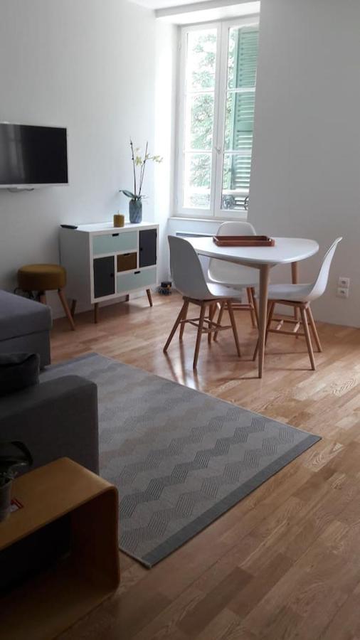 Un Appartement Lumineux Au Parc Beaumont По Екстер'єр фото